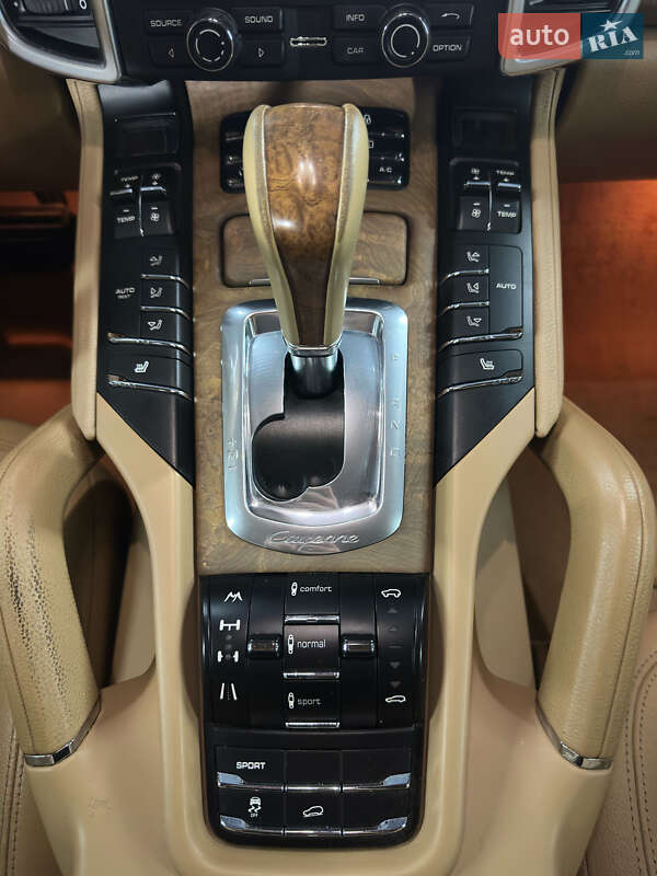 Позашляховик / Кросовер Porsche Cayenne 2012 в Києві фото 23 Позашляховик / Кросовер Porsche Cayenne 2012 в Києві