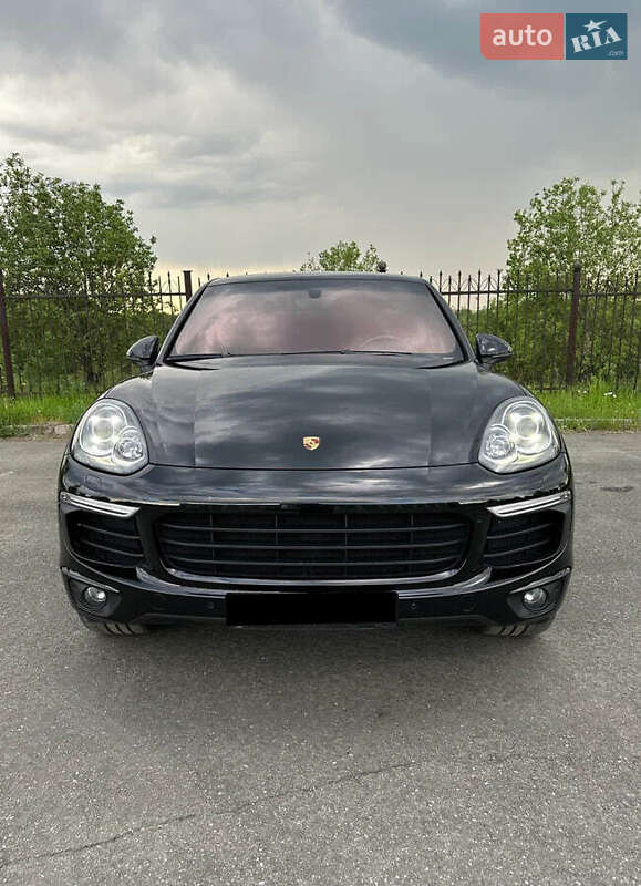 Porsche Cayenne 2015