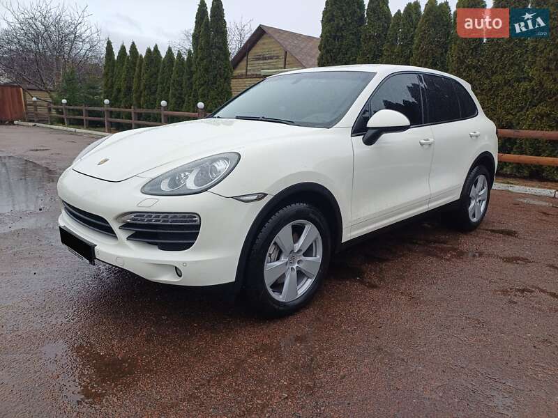 Позашляховик / Кросовер Porsche Cayenne 2011 в Чернігові
