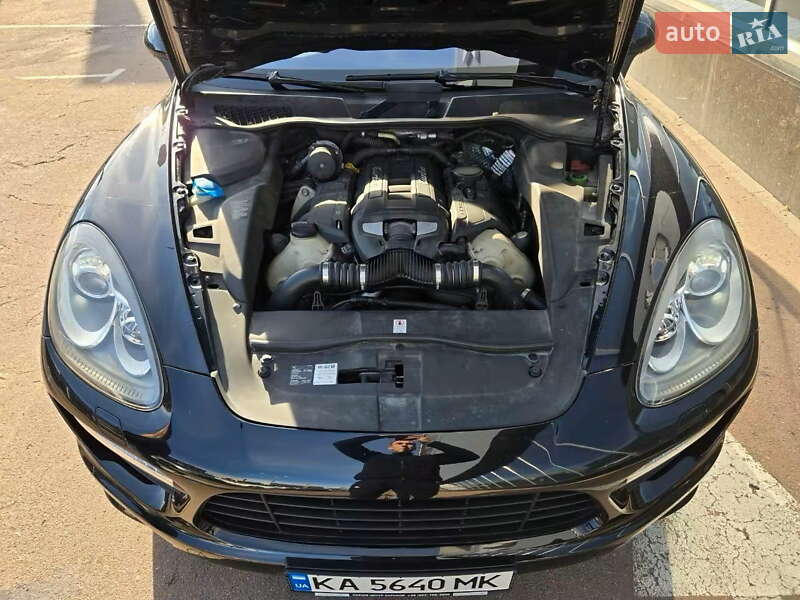 Внедорожник / Кроссовер Porsche Cayenne 2010 в Киеве фото 11 Внедорожник / Кроссовер Porsche Cayenne 2010 в Киеве