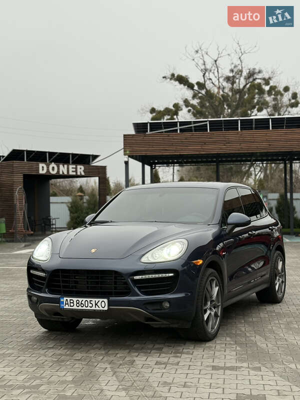 Позашляховик / Кросовер Porsche Cayenne 2012 в Вінниці