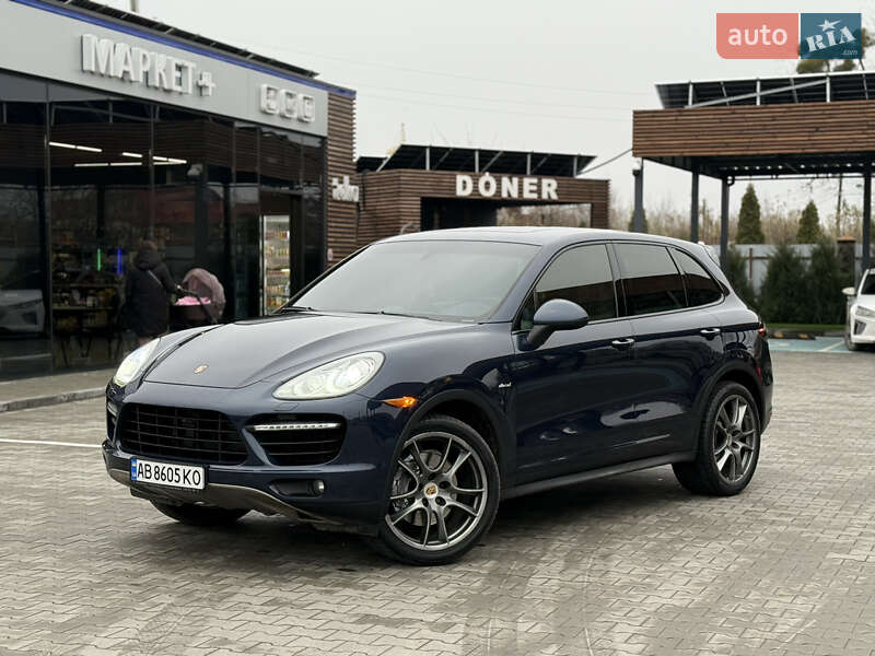 Позашляховик / Кросовер Porsche Cayenne 2012 в Вінниці