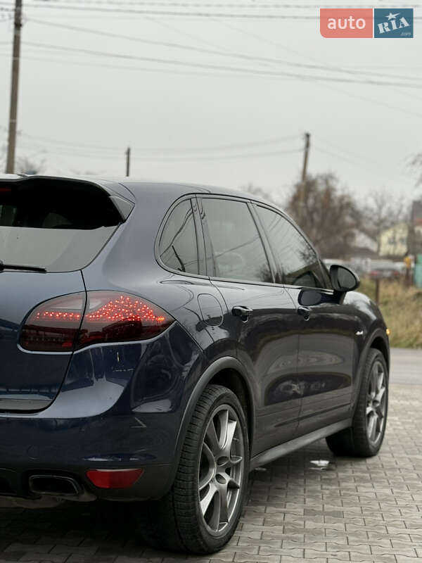 Позашляховик / Кросовер Porsche Cayenne 2012 в Вінниці