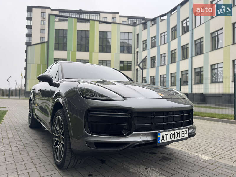 Внедорожник / Кроссовер Porsche Cayenne 2021 в Ивано-Франковске