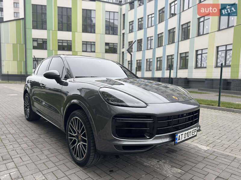 Внедорожник / Кроссовер Porsche Cayenne 2021 в Ивано-Франковске