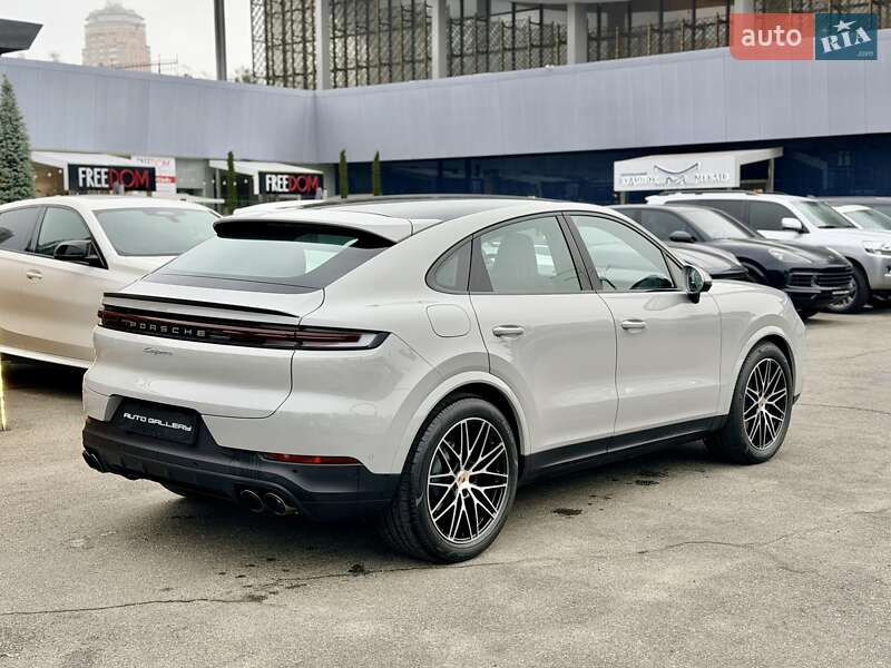 Позашляховик / Кросовер Porsche Cayenne 2024 в Києві