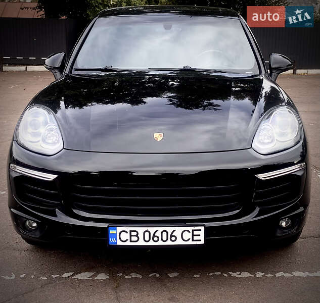Внедорожник / Кроссовер Porsche Cayenne 2016 в Киеве фото 49 Внедорожник / Кроссовер Porsche Cayenne 2016 в Киеве
