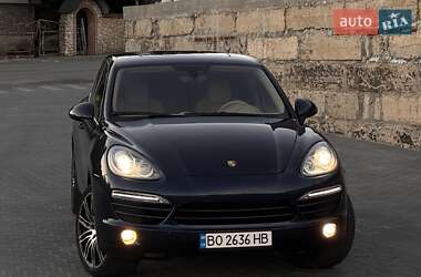 Позашляховик / Кросовер Porsche Cayenne 2011 в Тернополі
