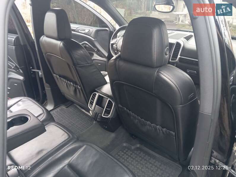 Внедорожник / Кроссовер Porsche Cayenne 2011 в Львове фото 45 Внедорожник / Кроссовер Porsche Cayenne 2011 в Львове
