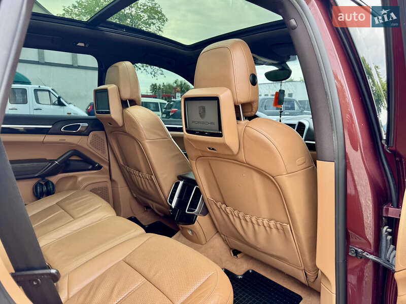 Внедорожник / Кроссовер Porsche Cayenne 2011 в Хусте фото 18 Внедорожник / Кроссовер Porsche Cayenne 2011 в Хусте