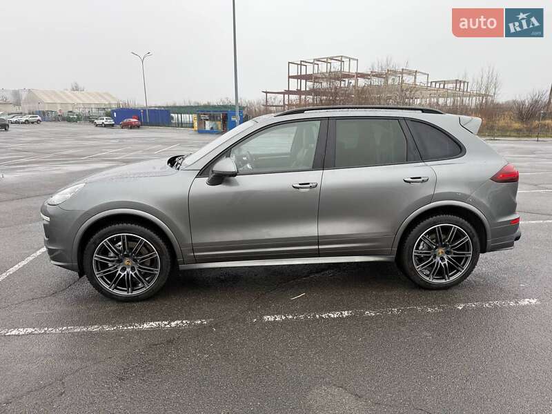 Внедорожник / Кроссовер Porsche Cayenne 2016 в Киеве фото 19 Внедорожник / Кроссовер Porsche Cayenne 2016 в Киеве