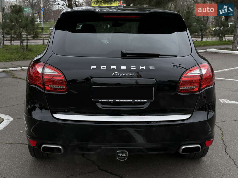 Внедорожник / Кроссовер Porsche Cayenne 2014 в Одессе