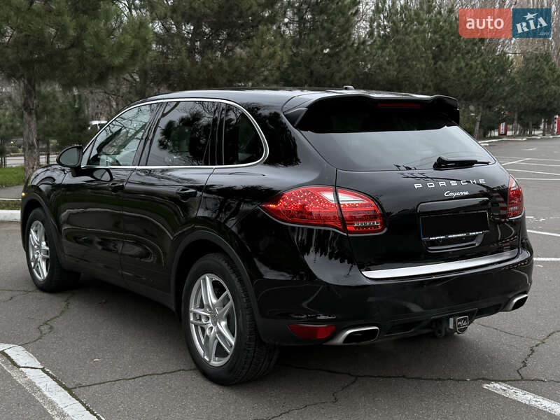 Внедорожник / Кроссовер Porsche Cayenne 2014 в Одессе