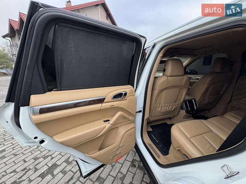 Позашляховик / Кросовер Porsche Cayenne 2012 в Львові фото 13 Позашляховик / Кросовер Porsche Cayenne 2012 в Львові