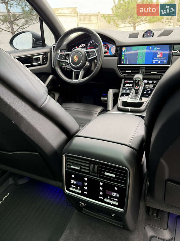 Внедорожник / Кроссовер Porsche Cayenne 2020 в Одессе фото 29 Внедорожник / Кроссовер Porsche Cayenne 2020 в Одессе