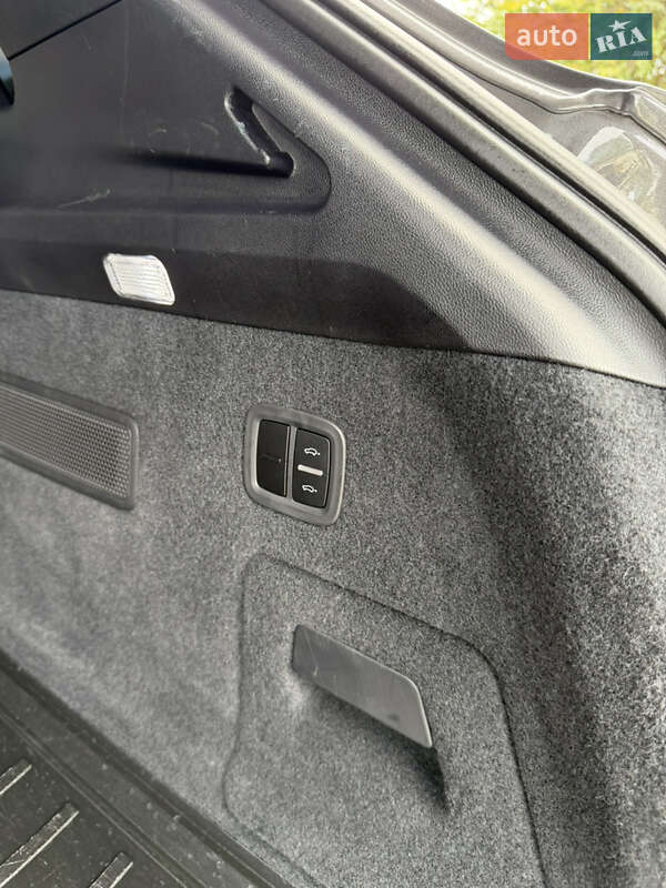 Внедорожник / Кроссовер Porsche Cayenne 2020 в Одессе фото 39 Внедорожник / Кроссовер Porsche Cayenne 2020 в Одессе