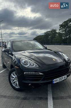 Внедорожник / Кроссовер Porsche Cayenne 2012 в Одессе