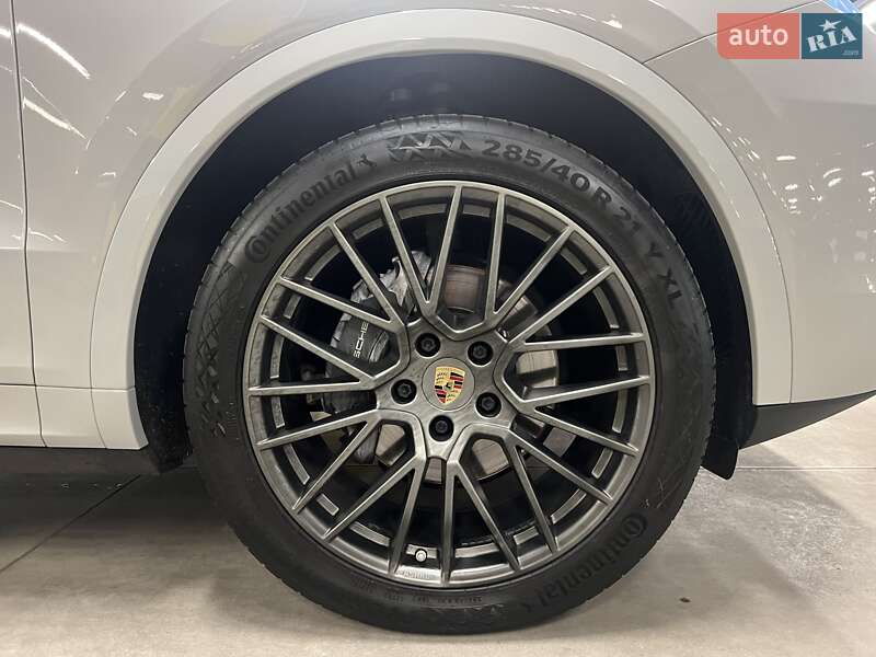 Внедорожник / Кроссовер Porsche Cayenne 2022 в Киеве фото 21 Внедорожник / Кроссовер Porsche Cayenne 2022 в Киеве
