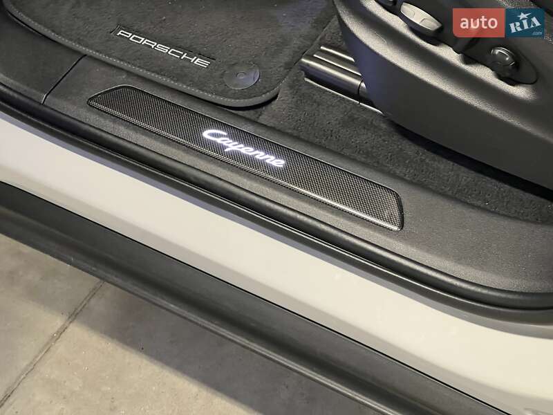 Внедорожник / Кроссовер Porsche Cayenne 2022 в Киеве фото 22 Внедорожник / Кроссовер Porsche Cayenne 2022 в Киеве