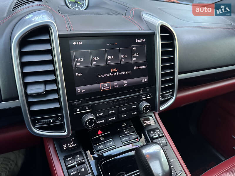 Внедорожник / Кроссовер Porsche Cayenne 2017 в Киеве фото 35 Внедорожник / Кроссовер Porsche Cayenne 2017 в Киеве