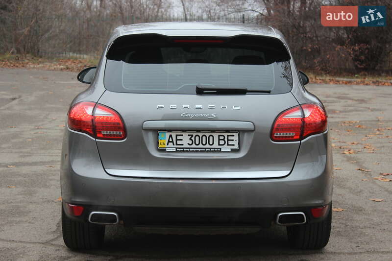 Внедорожник / Кроссовер Porsche Cayenne 2011 в Днепре фото 14 Внедорожник / Кроссовер Porsche Cayenne 2011 в Днепре