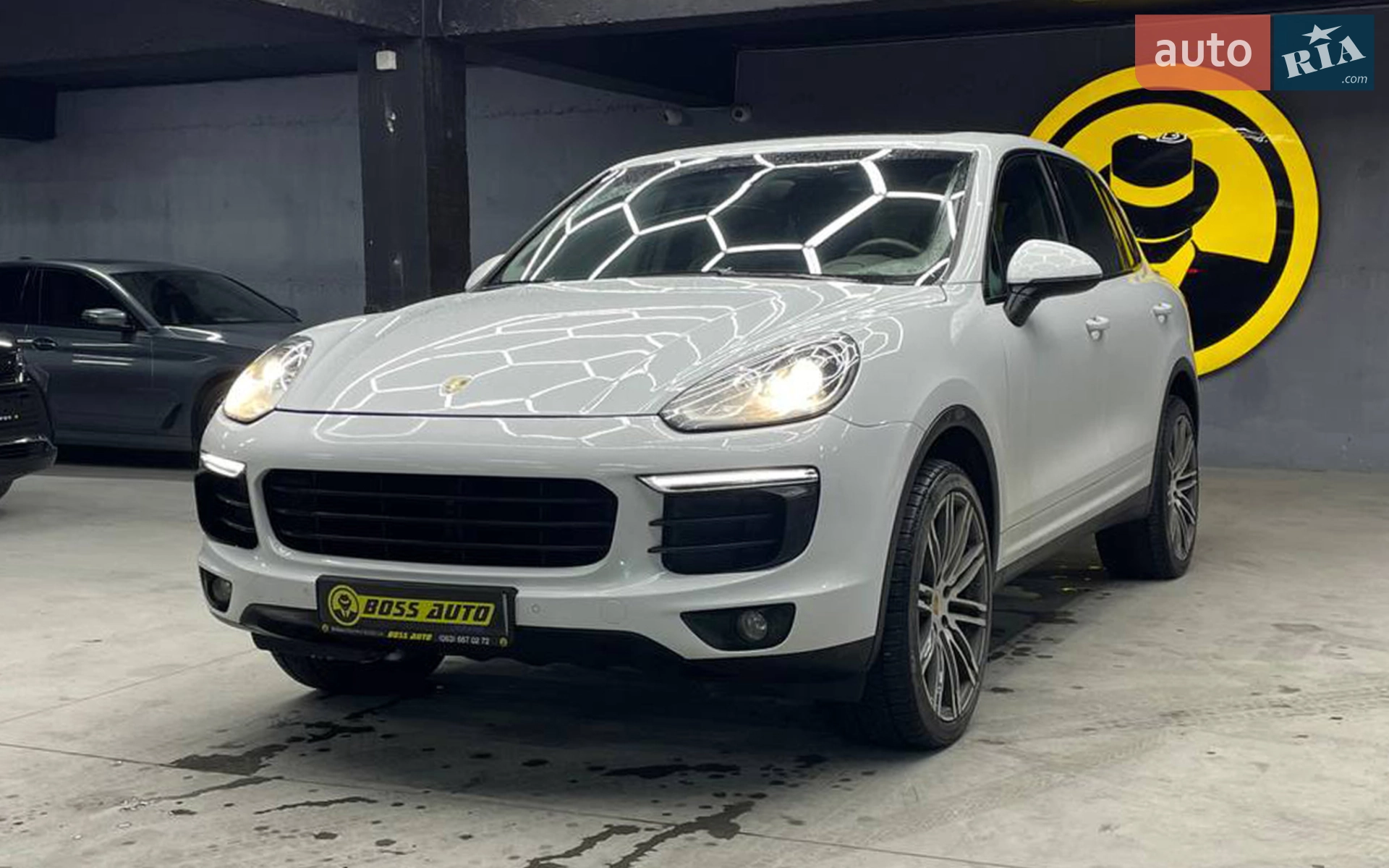 2015 Porsche Cayenne - мініатюра 3