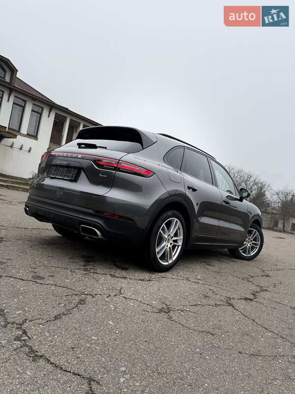 Внедорожник / Кроссовер Porsche Cayenne 2018 в Благовещенском фото 19 Внедорожник / Кроссовер Porsche Cayenne 2018 в Благовещенском