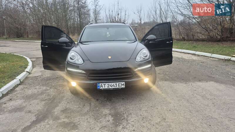 Внедорожник / Кроссовер Porsche Cayenne 2012 в Бердичеве