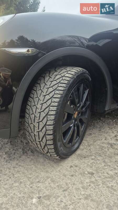 Внедорожник / Кроссовер Porsche Cayenne 2012 в Бердичеве