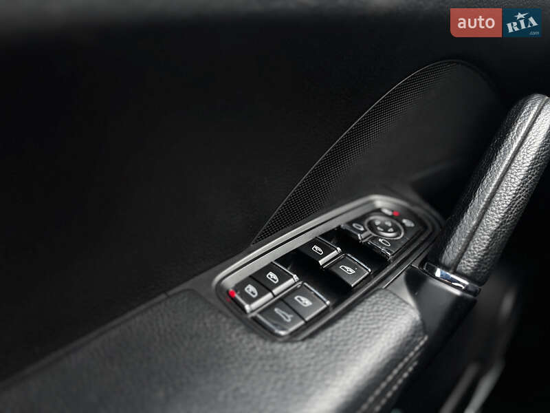 Внедорожник / Кроссовер Porsche Cayenne 2016 в Львове фото 18 Внедорожник / Кроссовер Porsche Cayenne 2016 в Львове