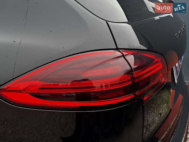 Внедорожник / Кроссовер Porsche Cayenne 2016 в Львове фото 8 Внедорожник / Кроссовер Porsche Cayenne 2016 в Львове