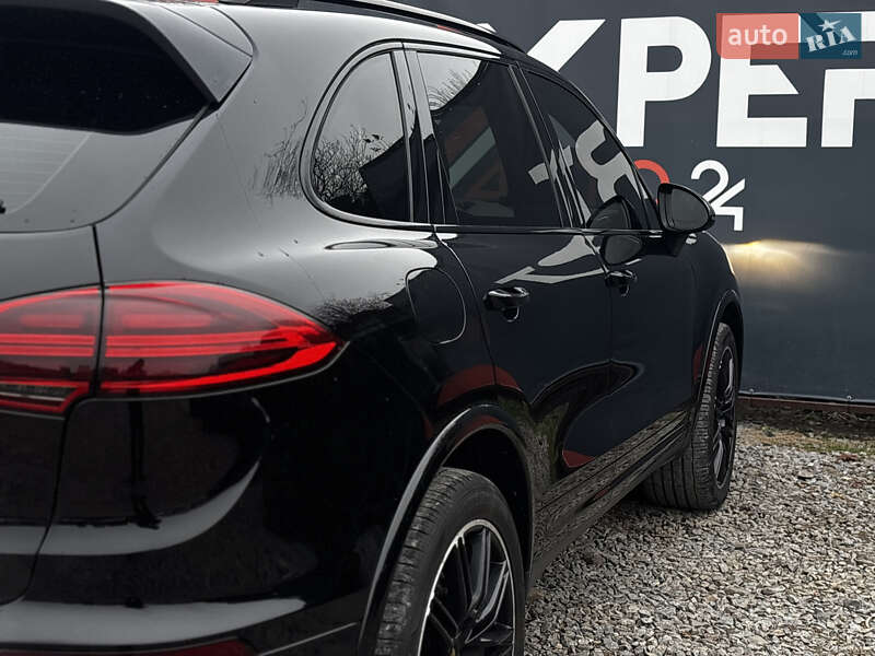 Внедорожник / Кроссовер Porsche Cayenne 2016 в Львове фото 11 Внедорожник / Кроссовер Porsche Cayenne 2016 в Львове