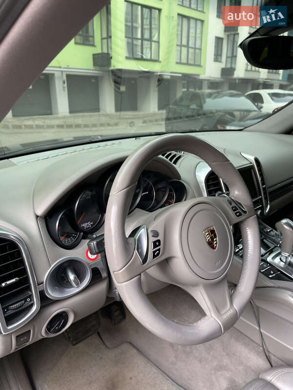 Внедорожник / Кроссовер Porsche Cayenne 2013 в Днепре фото 11 Внедорожник / Кроссовер Porsche Cayenne 2013 в Днепре