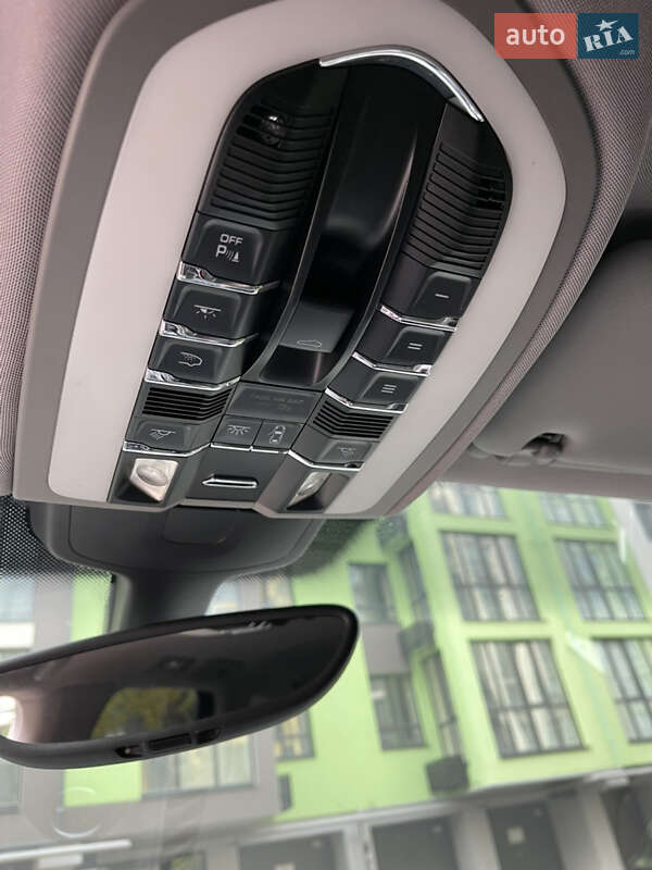 Внедорожник / Кроссовер Porsche Cayenne 2013 в Днепре фото 16 Внедорожник / Кроссовер Porsche Cayenne 2013 в Днепре