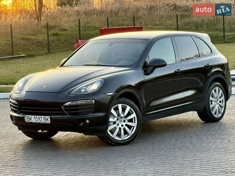 Внедорожник / Кроссовер Porsche Cayenne 2011 в Ровно фото 3 Внедорожник / Кроссовер Porsche Cayenne 2011 в Ровно