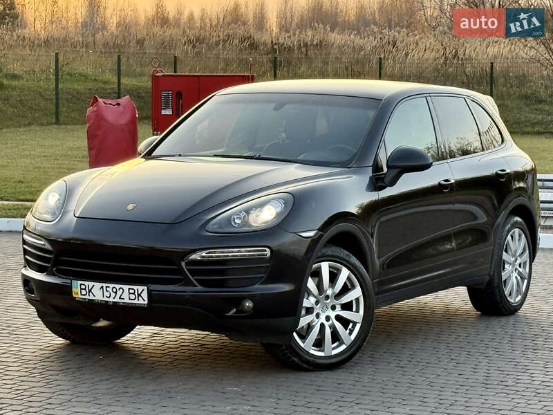 Внедорожник / Кроссовер Porsche Cayenne 2011 в Ровно фото 7 Внедорожник / Кроссовер Porsche Cayenne 2011 в Ровно