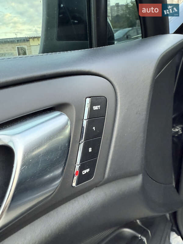 Внедорожник / Кроссовер Porsche Cayenne 2011 в Ровно фото 39 Внедорожник / Кроссовер Porsche Cayenne 2011 в Ровно