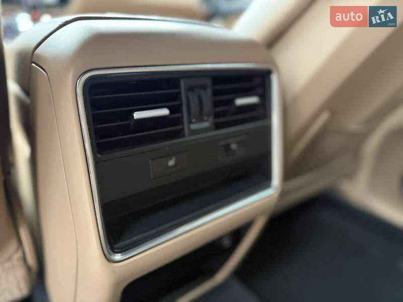 Внедорожник / Кроссовер Porsche Cayenne 2018 в Киеве фото 32 Внедорожник / Кроссовер Porsche Cayenne 2018 в Киеве