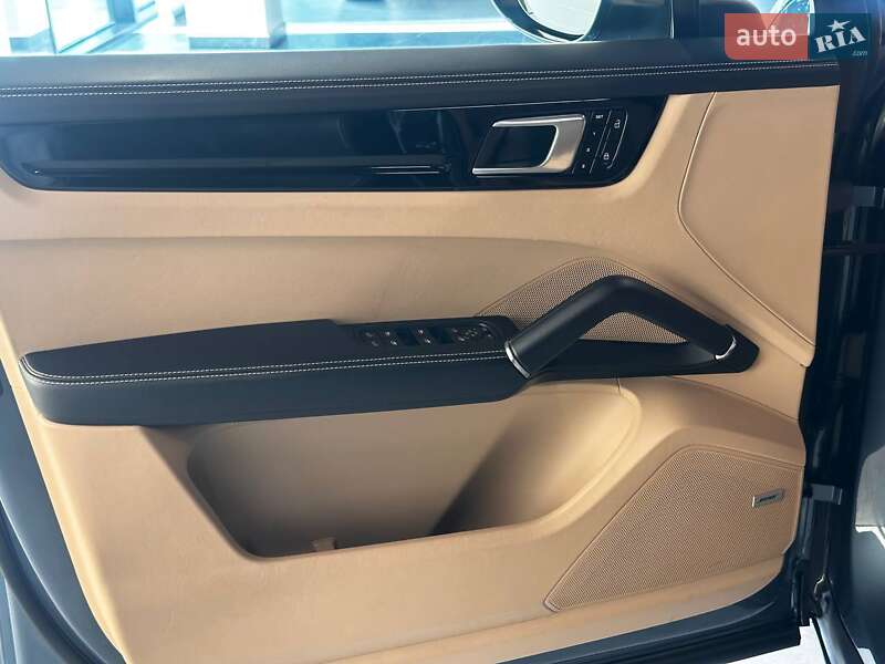 Внедорожник / Кроссовер Porsche Cayenne 2019 в Львове фото 25 Внедорожник / Кроссовер Porsche Cayenne 2019 в Львове