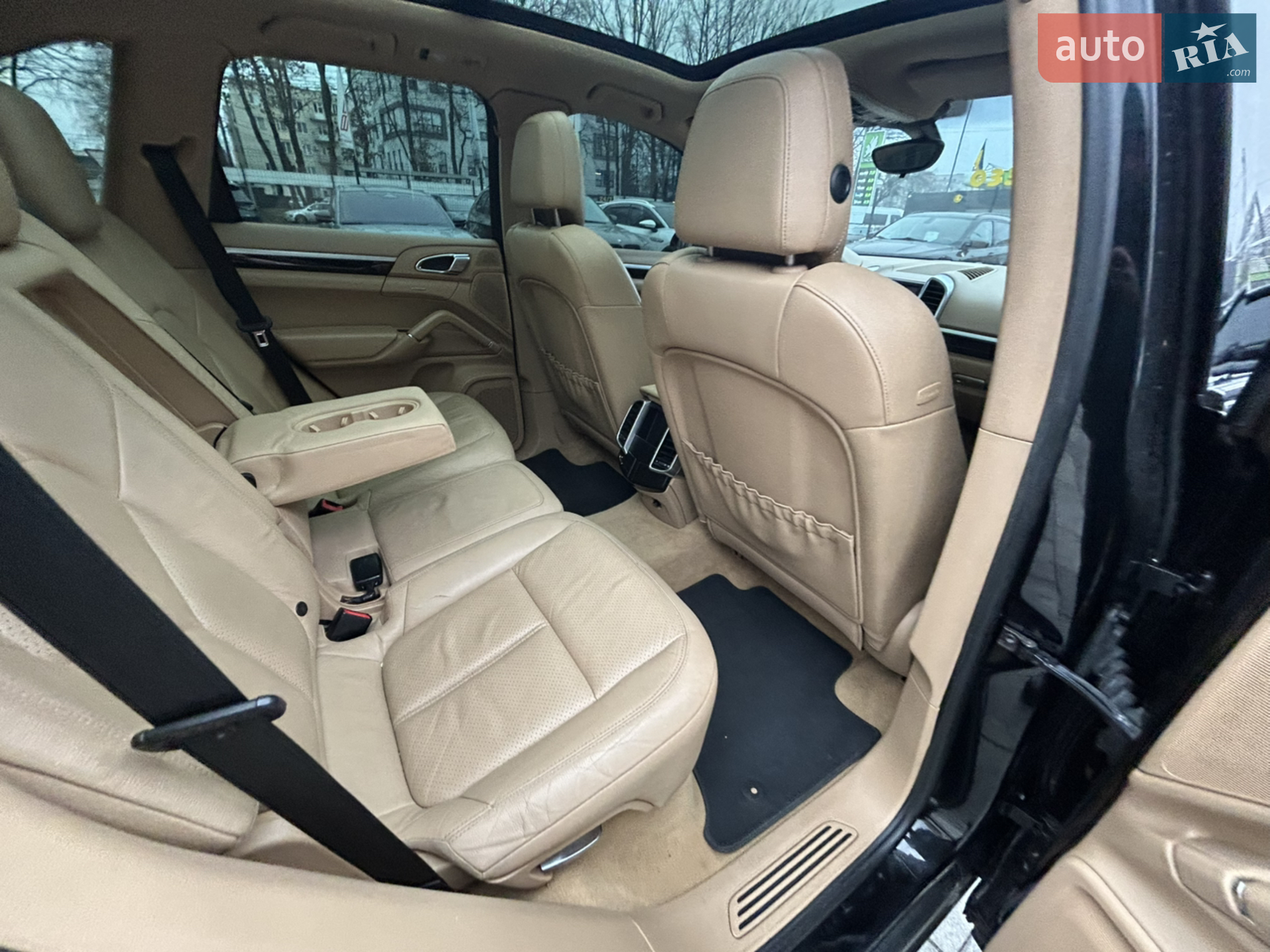 2010 Porsche Cayenne - мініатюра 29