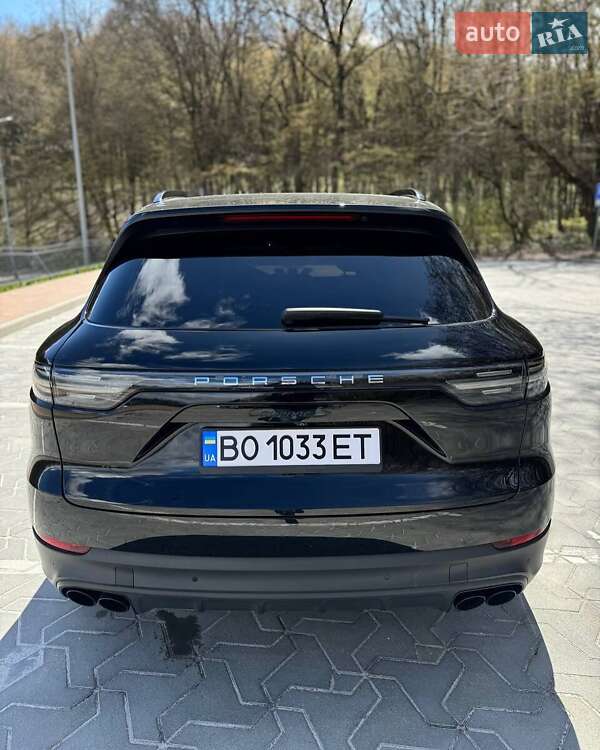 Внедорожник / Кроссовер Porsche Cayenne 2018 в Львове фото 4 Внедорожник / Кроссовер Porsche Cayenne 2018 в Львове