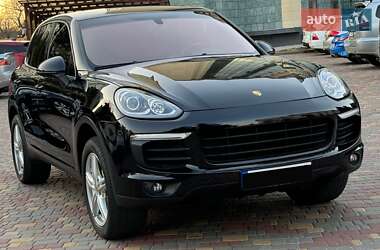 Позашляховик / Кросовер Porsche Cayenne 2015 в Одесі