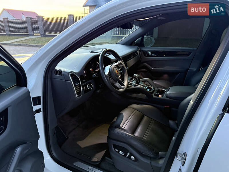 Внедорожник / Кроссовер Porsche Cayenne 2019 в Львове фото 8 Внедорожник / Кроссовер Porsche Cayenne 2019 в Львове