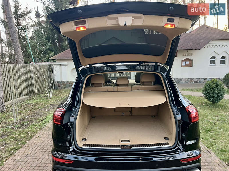 Внедорожник / Кроссовер Porsche Cayenne 2015 в Киеве фото 29 Внедорожник / Кроссовер Porsche Cayenne 2015 в Киеве