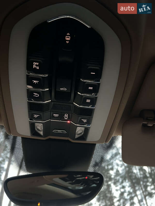 Внедорожник / Кроссовер Porsche Cayenne 2015 в Киеве фото 91 Внедорожник / Кроссовер Porsche Cayenne 2015 в Киеве