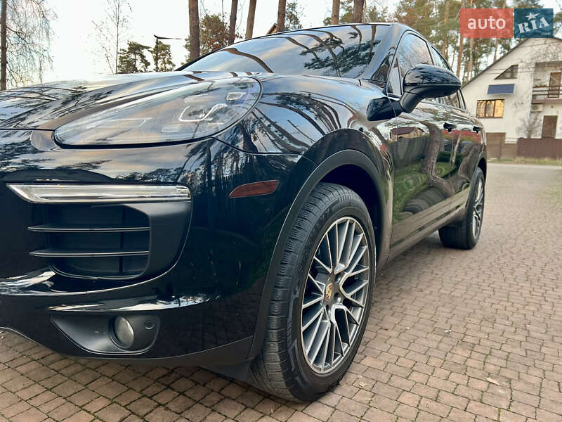 Внедорожник / Кроссовер Porsche Cayenne 2015 в Киеве фото 105 Внедорожник / Кроссовер Porsche Cayenne 2015 в Киеве