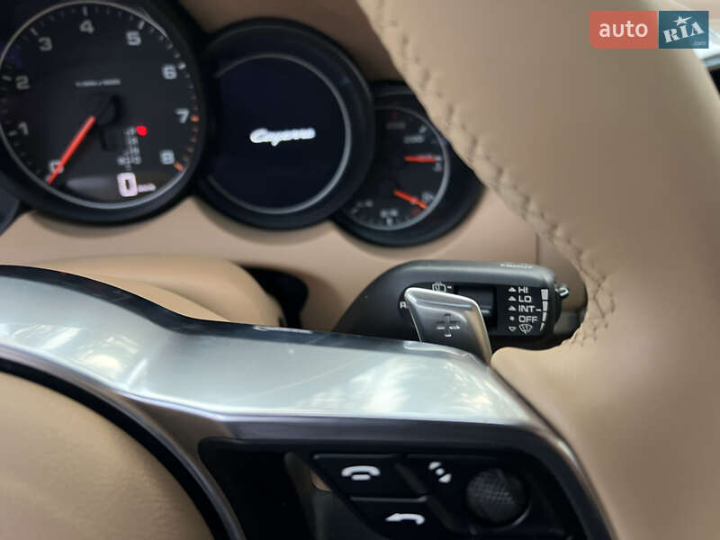 Внедорожник / Кроссовер Porsche Cayenne 2015 в Киеве фото 147 Внедорожник / Кроссовер Porsche Cayenne 2015 в Киеве