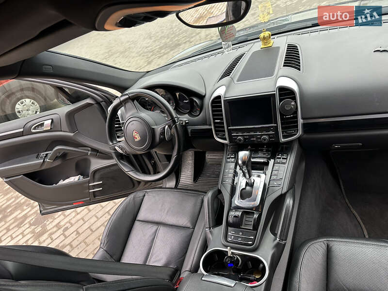 Внедорожник / Кроссовер Porsche Cayenne 2012 в Луцке фото 24 Внедорожник / Кроссовер Porsche Cayenne 2012 в Луцке