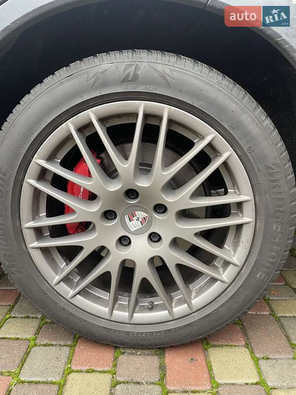 Внедорожник / Кроссовер Porsche Cayenne 2012 в Киеве фото 5 Внедорожник / Кроссовер Porsche Cayenne 2012 в Киеве