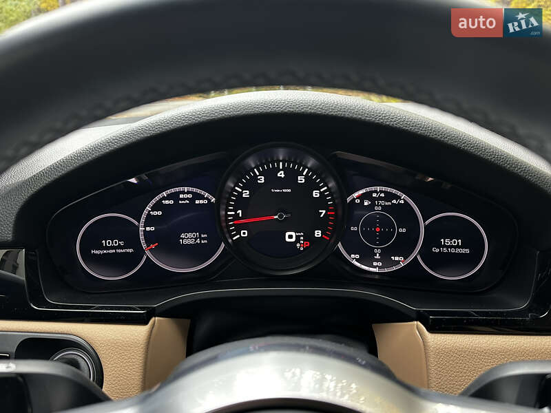 Внедорожник / Кроссовер Porsche Cayenne 2019 в Киеве